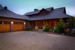 Sacred Ground - Horse and Pet-Friendly Mountain Views Lodge